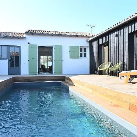 Villa With Pool Between Village, Beach, And Forest *