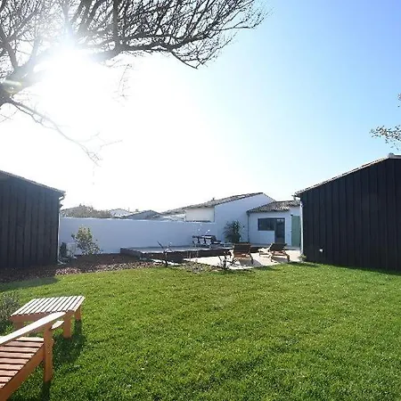 With Pool Between Village, Beach, And Forest Villa Ars-en-Ré