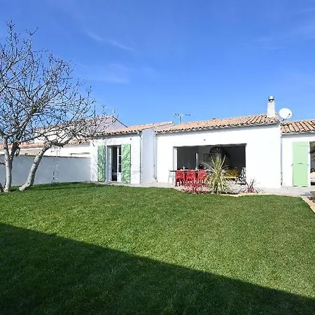 Villa With Pool Between Village, Beach, And Forest
